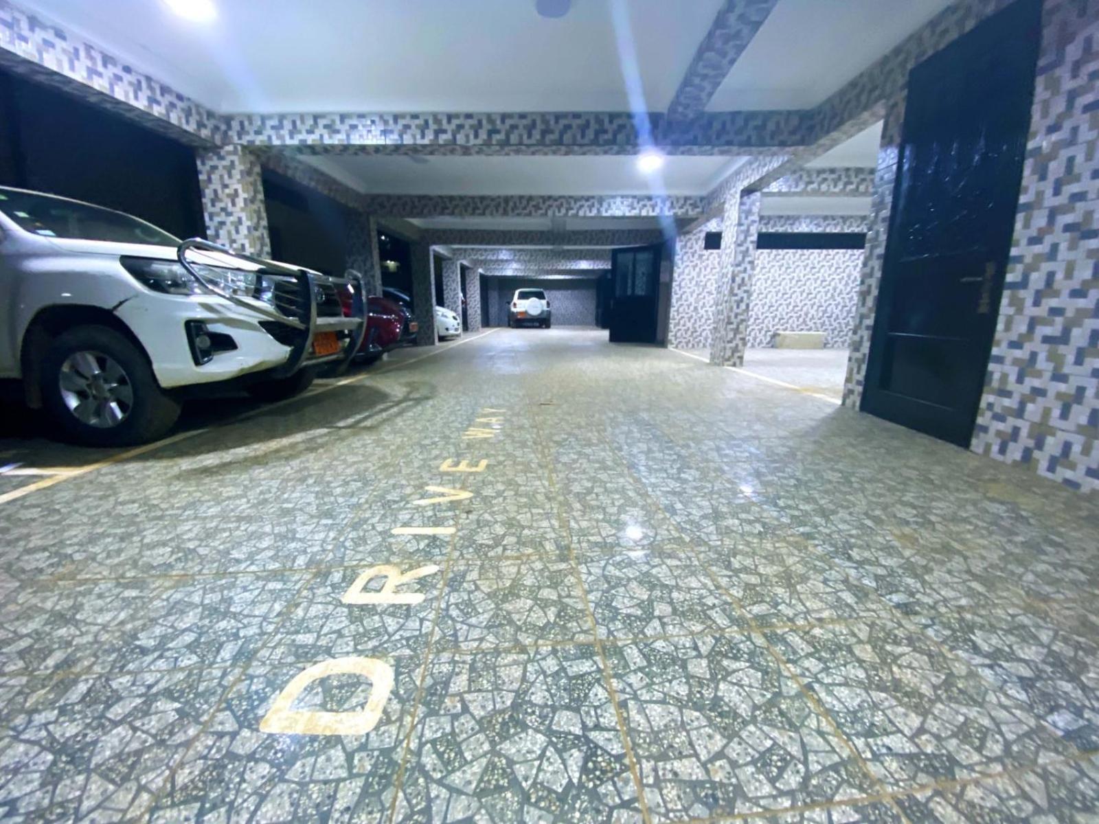 5 Star Furnished Apartments Simbok Exterior photo